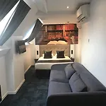 Aida Marais Hotel