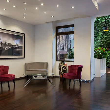 Hotel Aida Marais 3*