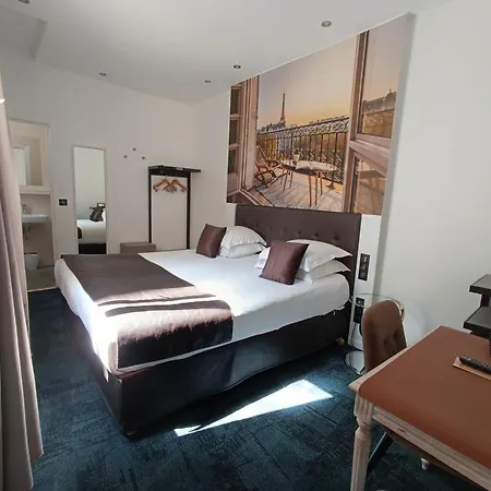 Отель Aida Marais Париж