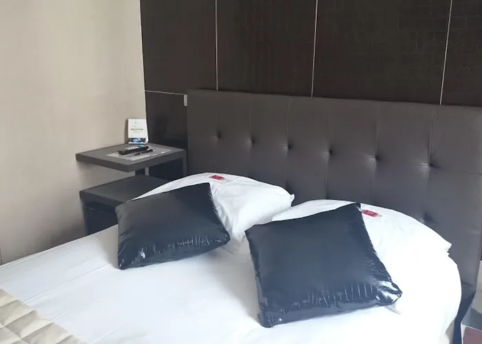 Отель Aida Marais Париж