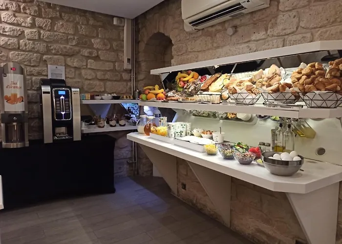 Aida Marais Париж